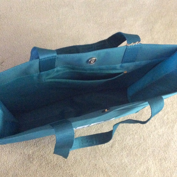 Effy Green Tote Bag - Picture 3 of 6